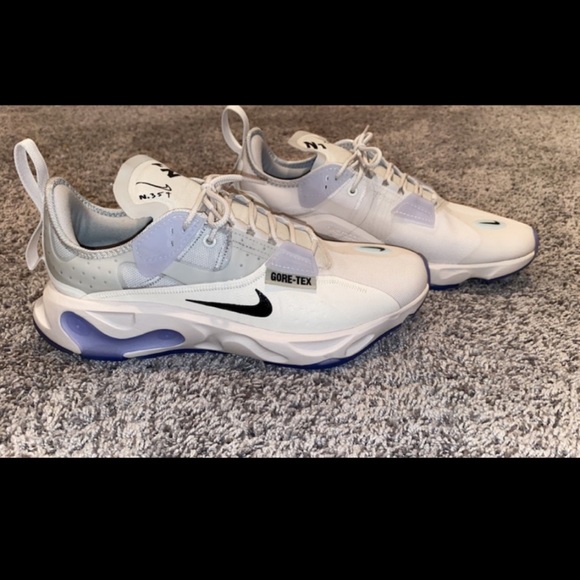 shoes - Picture 2 of 3